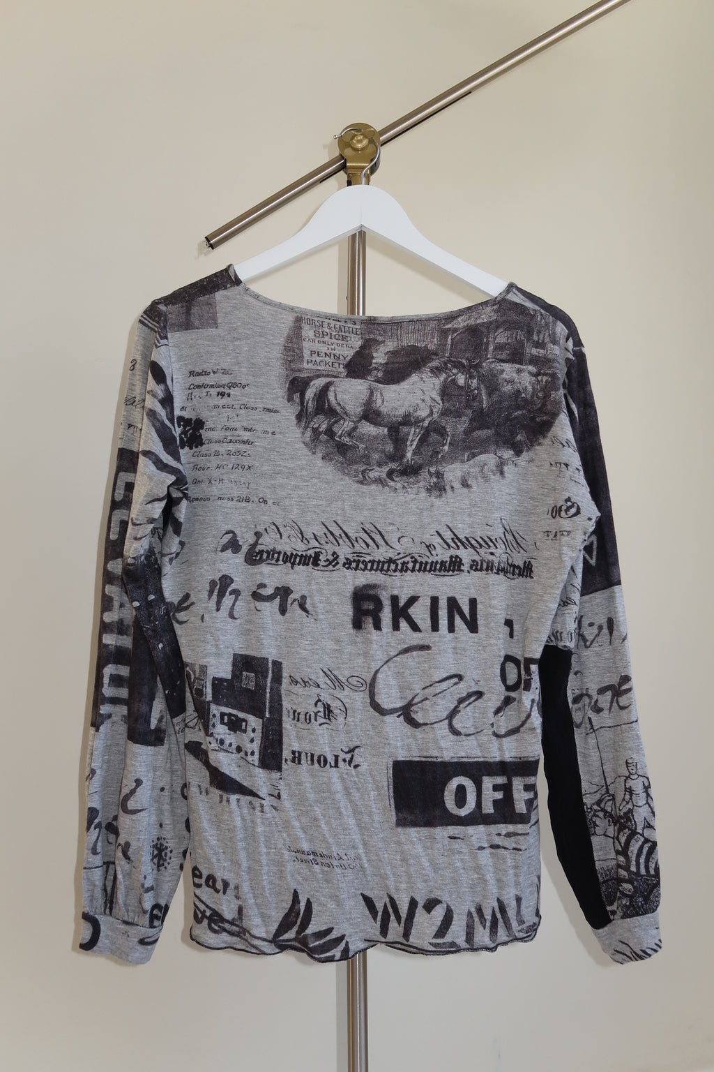 Intervista Graphic Long Sleeve