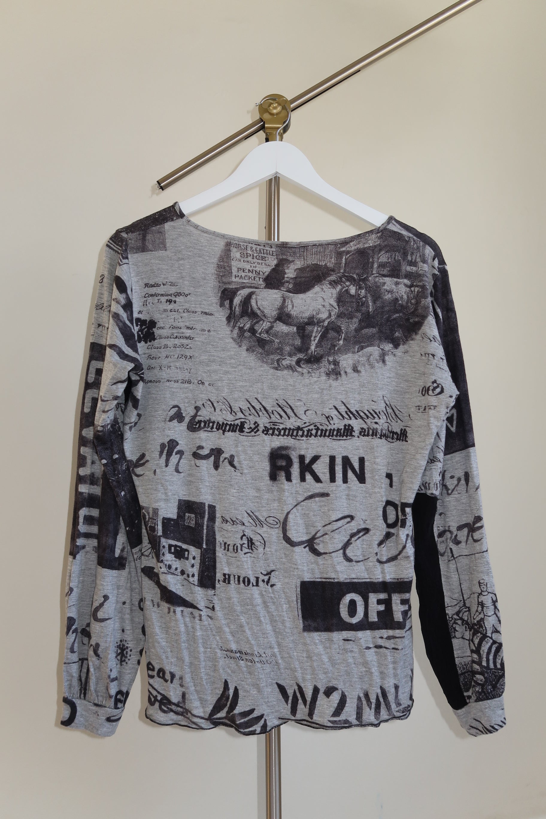 Intervista Graphic Long Sleeve