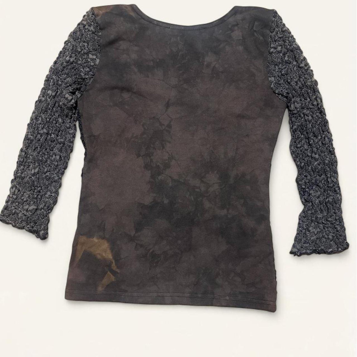 Mezon Embroidered Top
